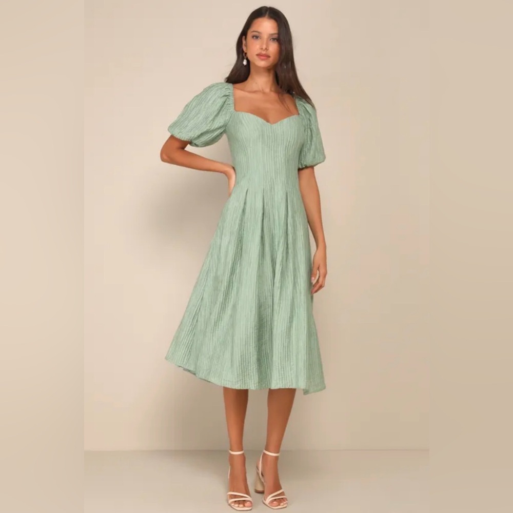 Lulu's Green Midi Dress
